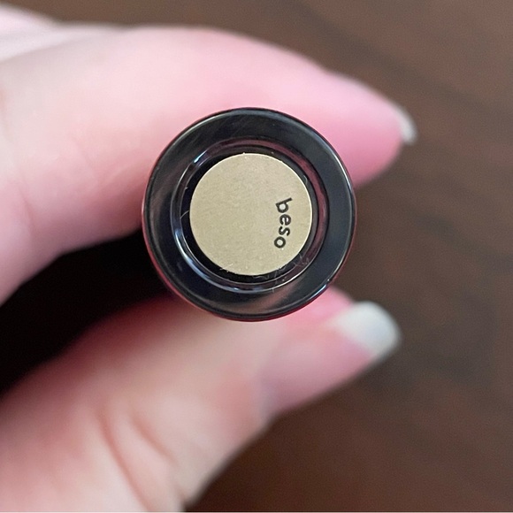 Stila Stay All Day Liquid Lipstick Fiery Red Beso Mini Size - New Sealed - Picture 4 of 4